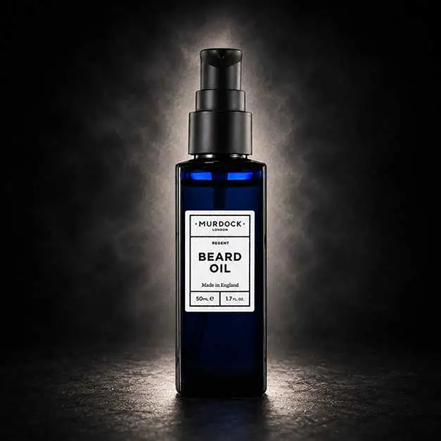 Murdock London Skäggolja 50 ml – rockig T-shirt från Zavall & Beard med Tillverkad av erfarna frisörer i England – formulerad utan parabener, ftalater, sulfater, klämmor och syntetiska färgämnen.
